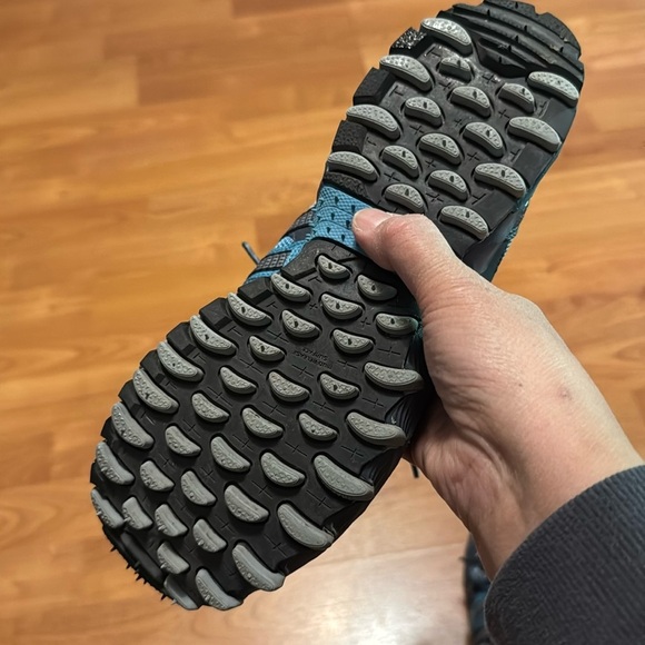 Adidas Blue and Gray Athletic Shoes 7.5 - Picture 4 of 4